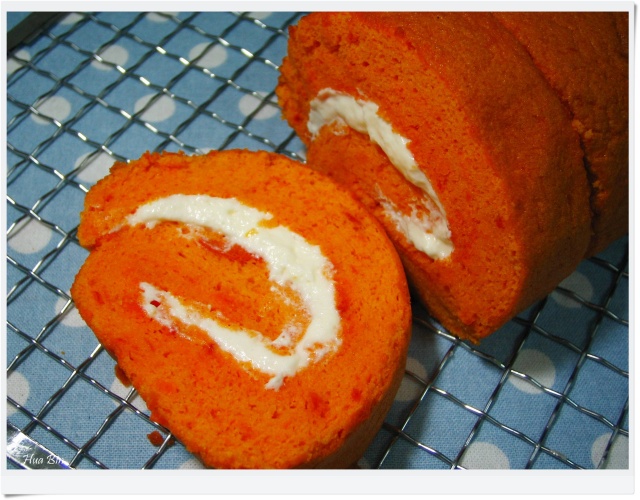 Delicacy tell you - rolling gac cake